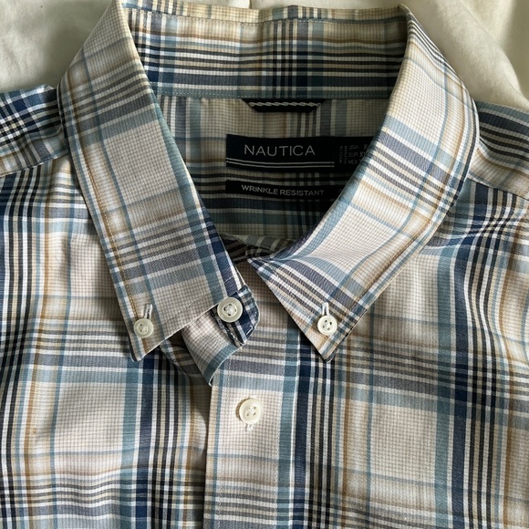 Nautica Short Sleeve - Picture 3 of 6